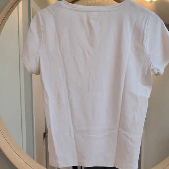 Tommy Hilfiger Women's White V-Neck Tee - Picture 4 of 4